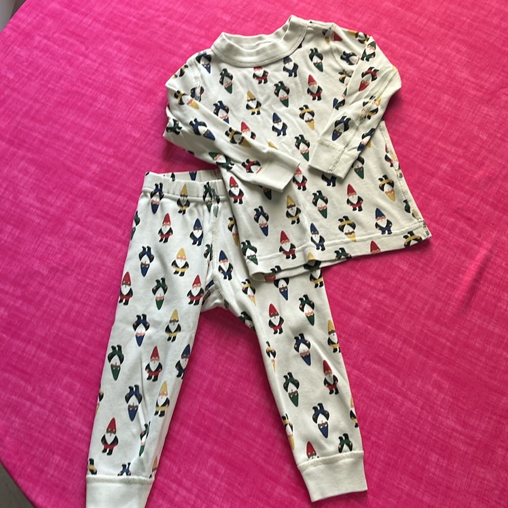 Hanna Andersson 100% organic cotton pajamas 2T size